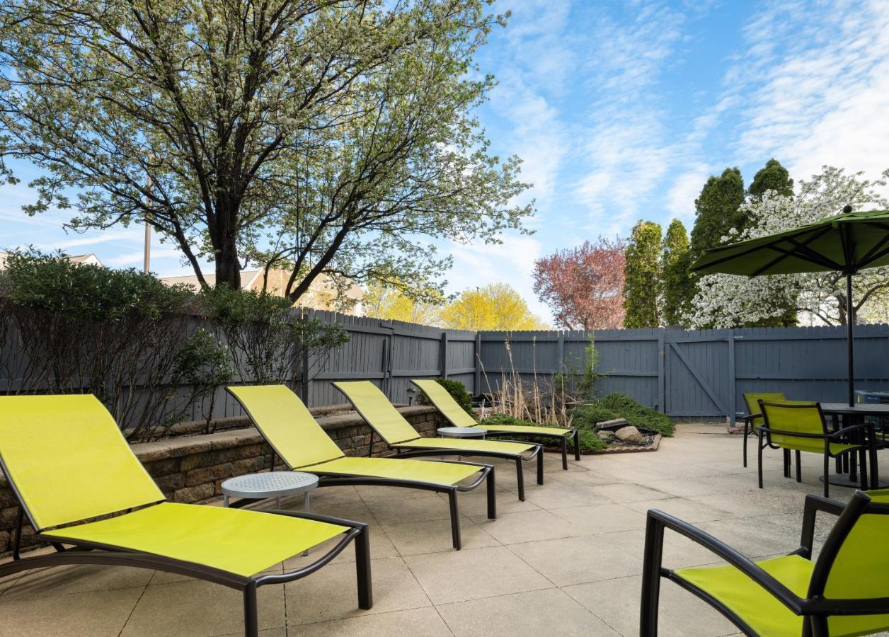 Springhill Suites Kansas City Overland Park Exterior foto