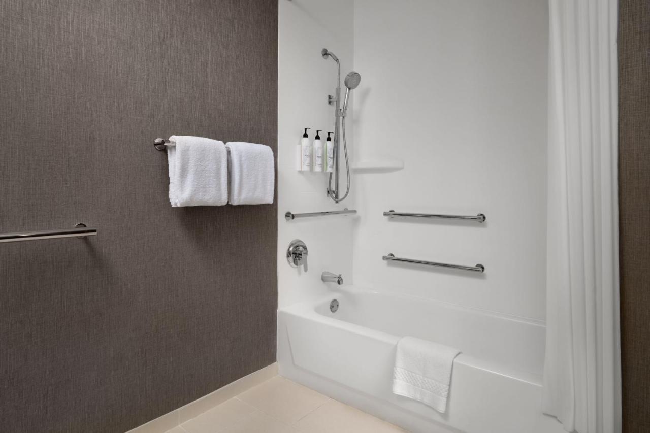 Springhill Suites Kansas City Overland Park Exterior foto